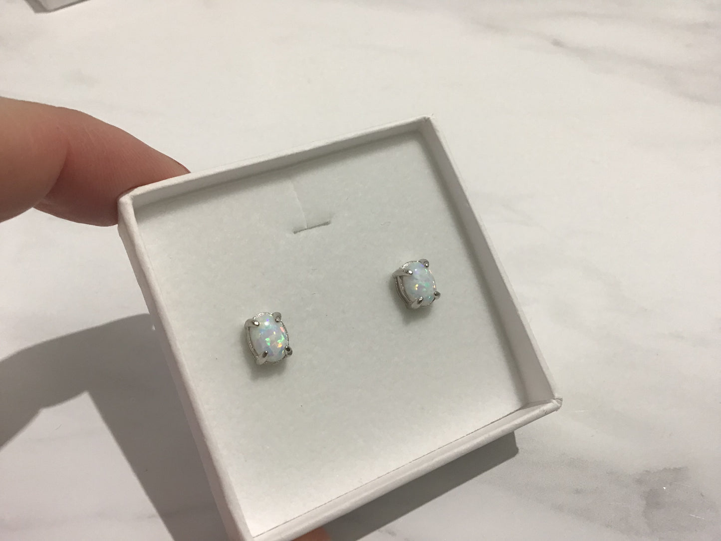 925 Sterling Silver Formed Opal Clear Stud Earrings, 5mm