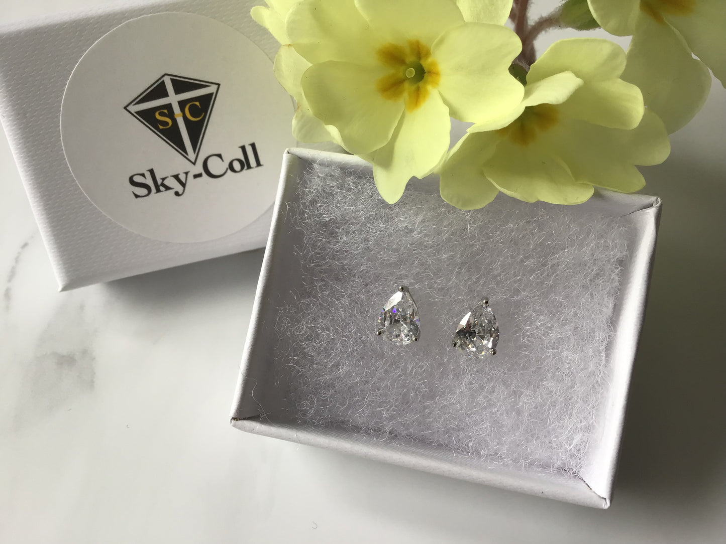 925 Sterling Silver Pear Clear Cubic Zirconia (CZ) Stud Earrings